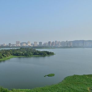 Larger Guest 2 Double Bed Room Lake View